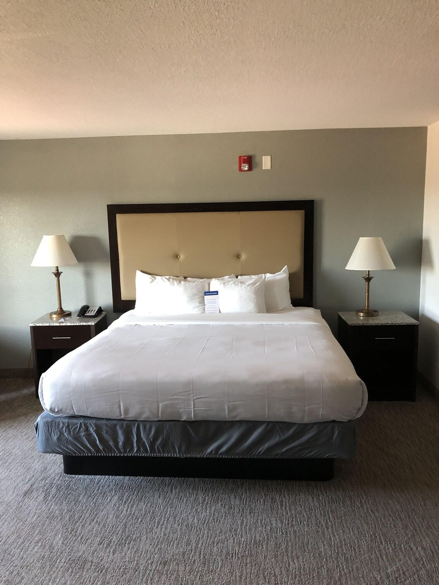Comfort Inn & Suites Gatesville Near Fort Cavazos Extérieur photo
