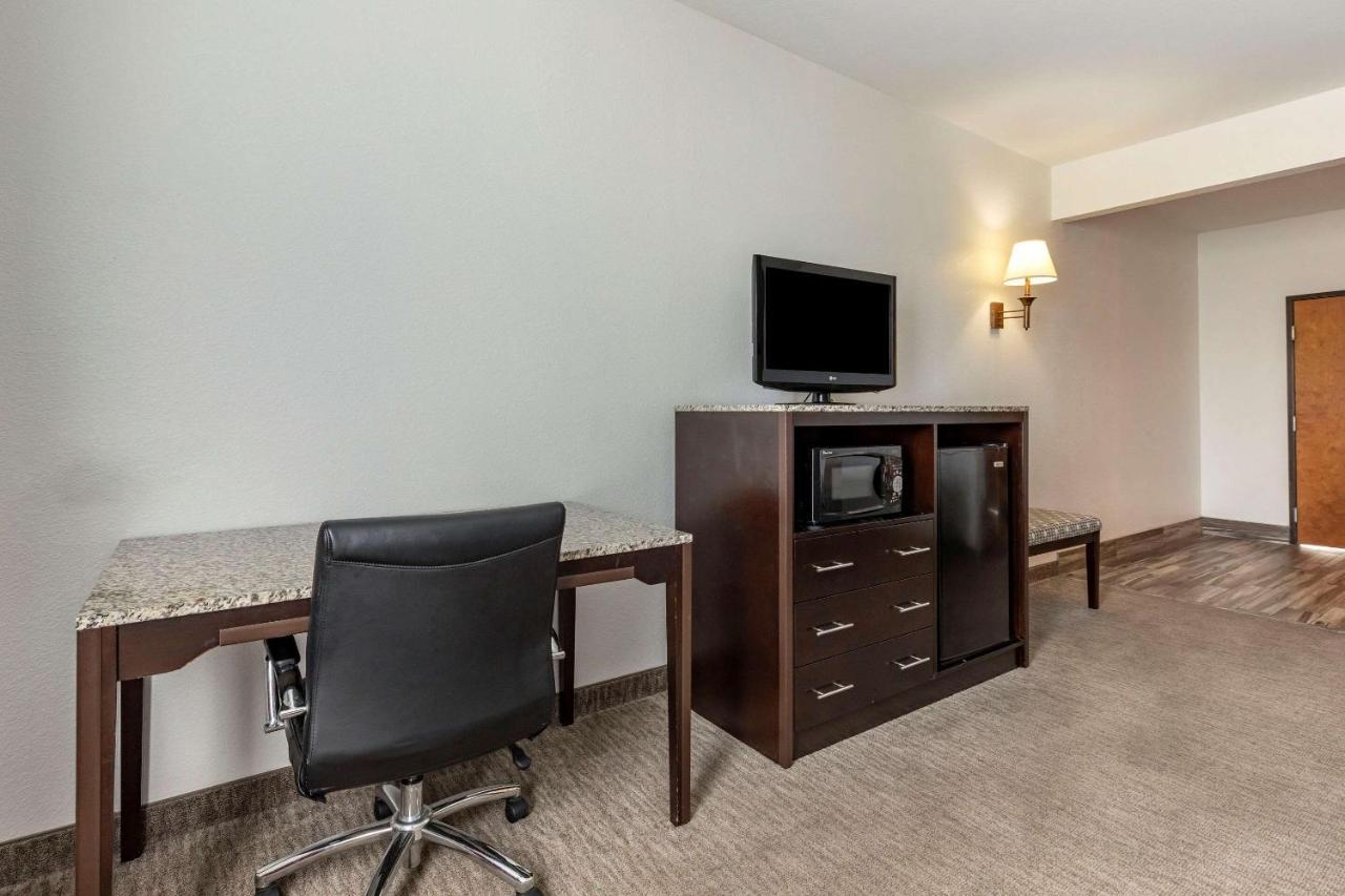 Comfort Inn & Suites Gatesville Near Fort Cavazos Extérieur photo