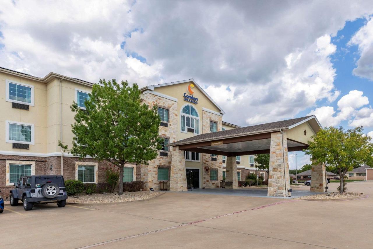 Comfort Inn & Suites Gatesville Near Fort Cavazos Extérieur photo